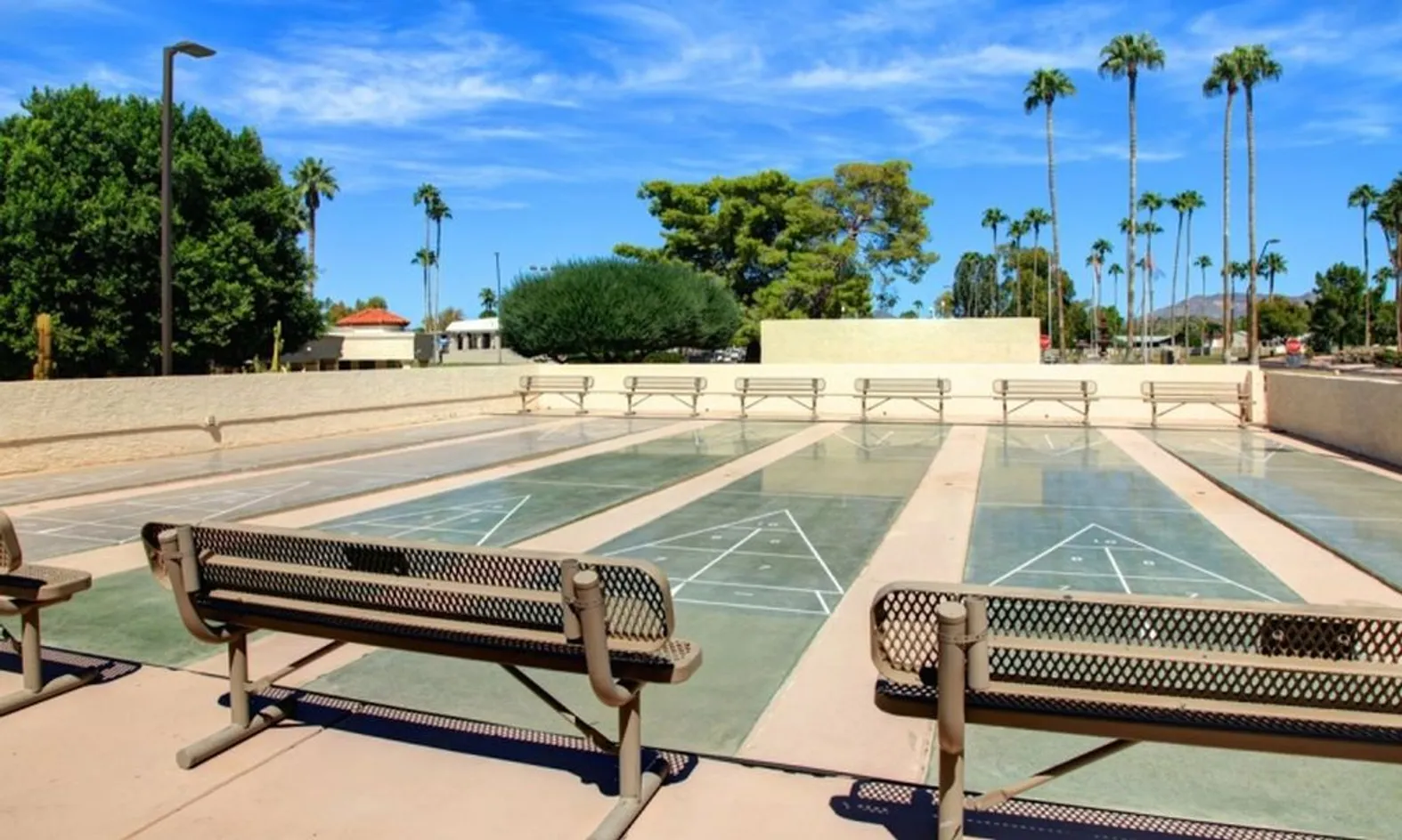 6 Shuffleboard Courts