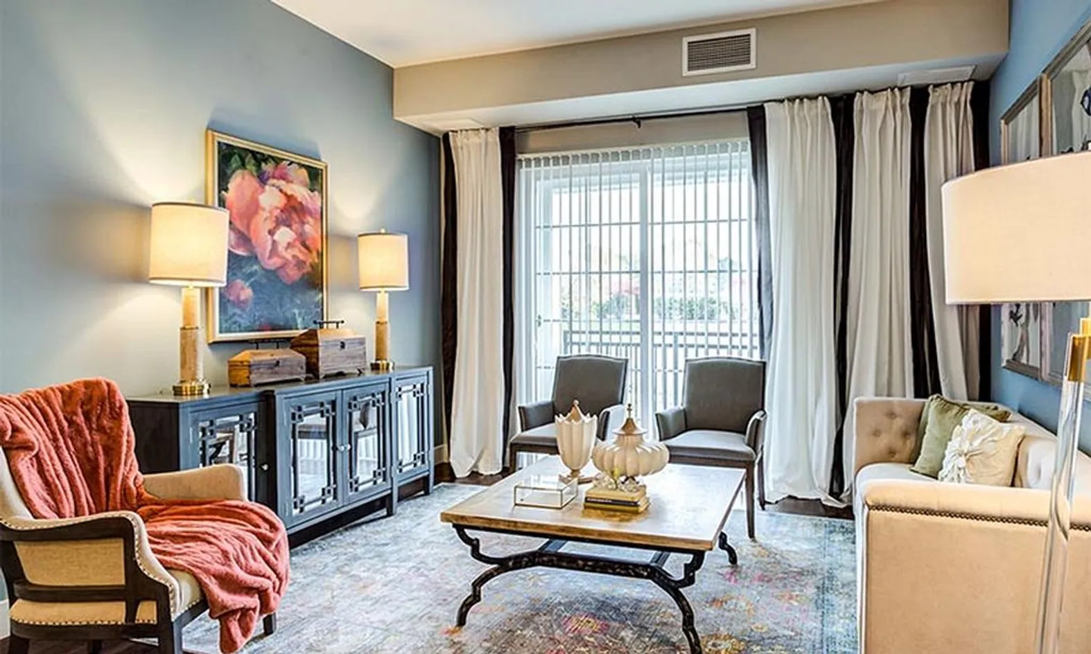 Model Living Room