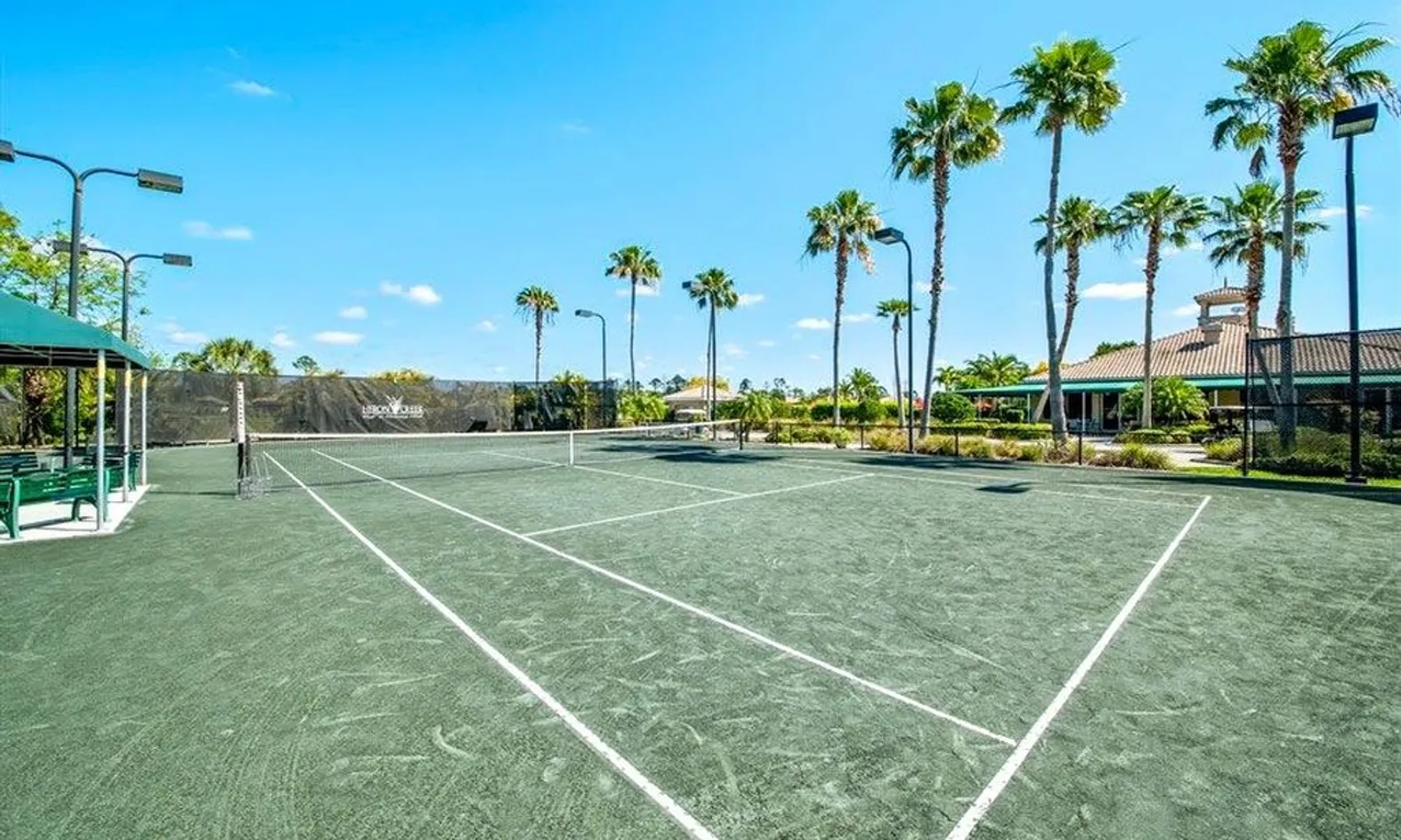 5 Tennis Courts