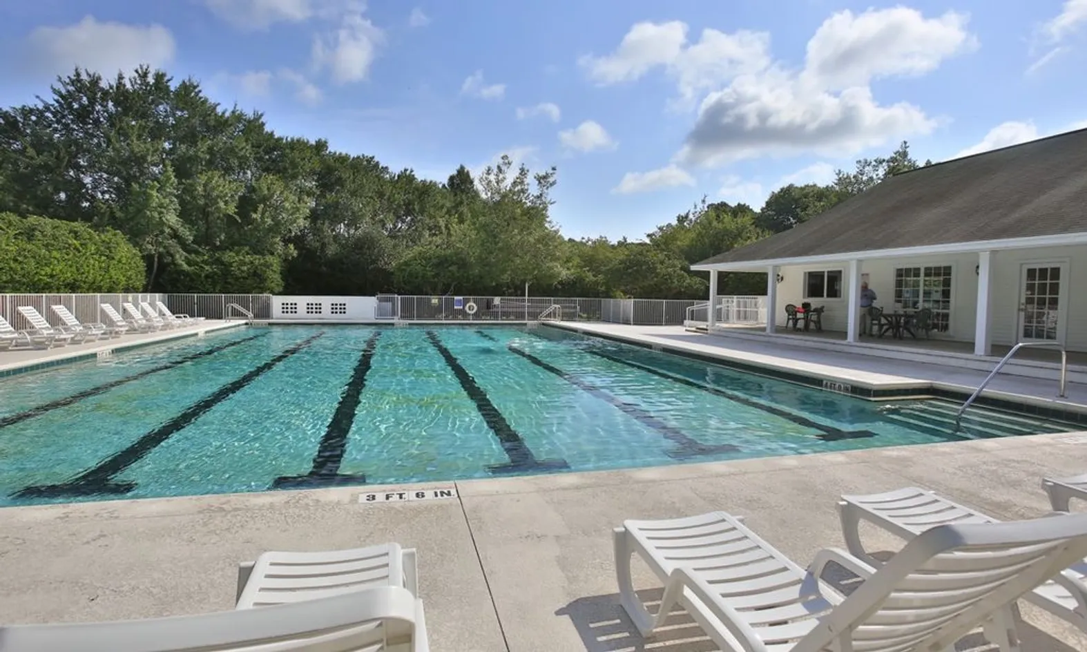 Poolside Seating