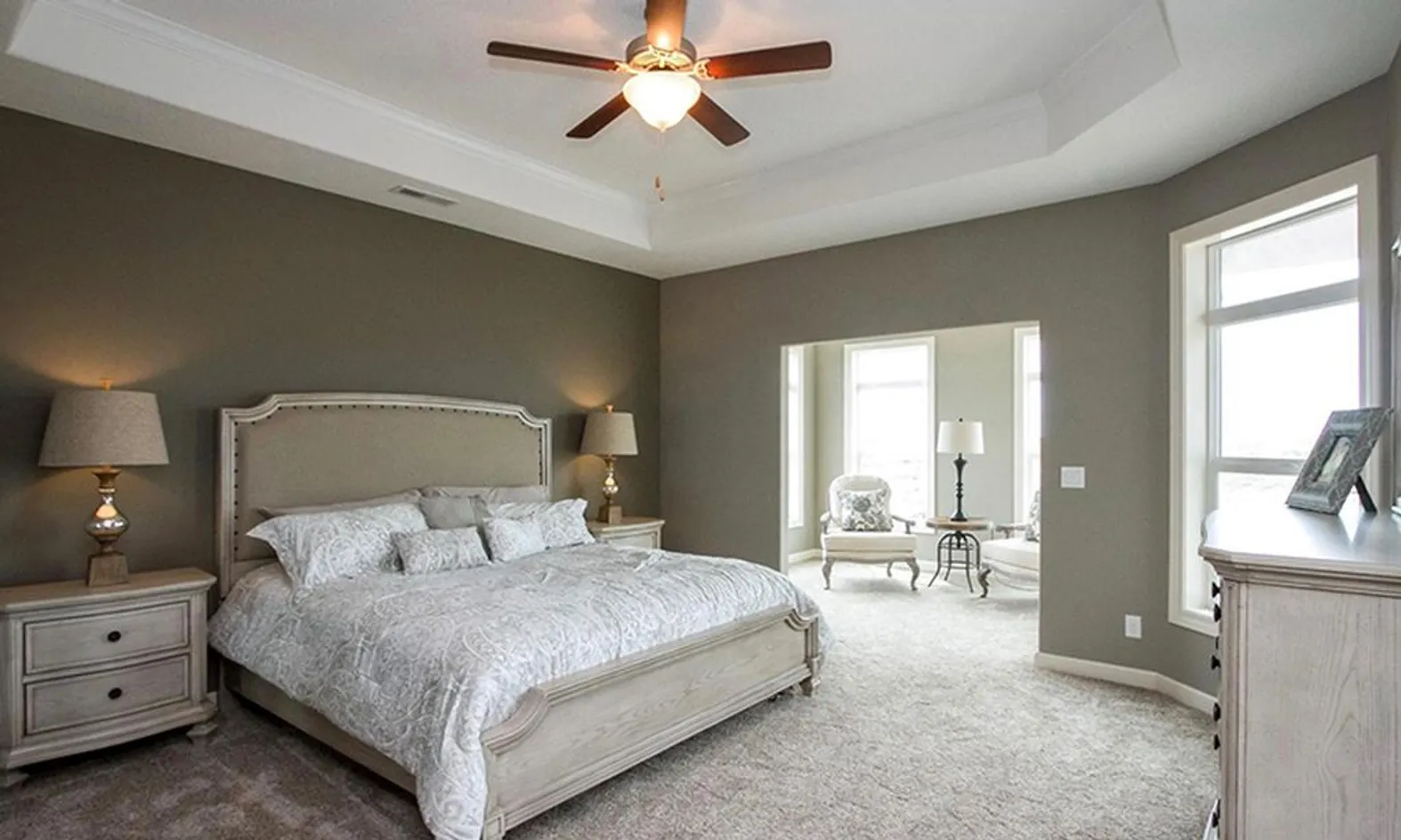 Model Master Bedroom