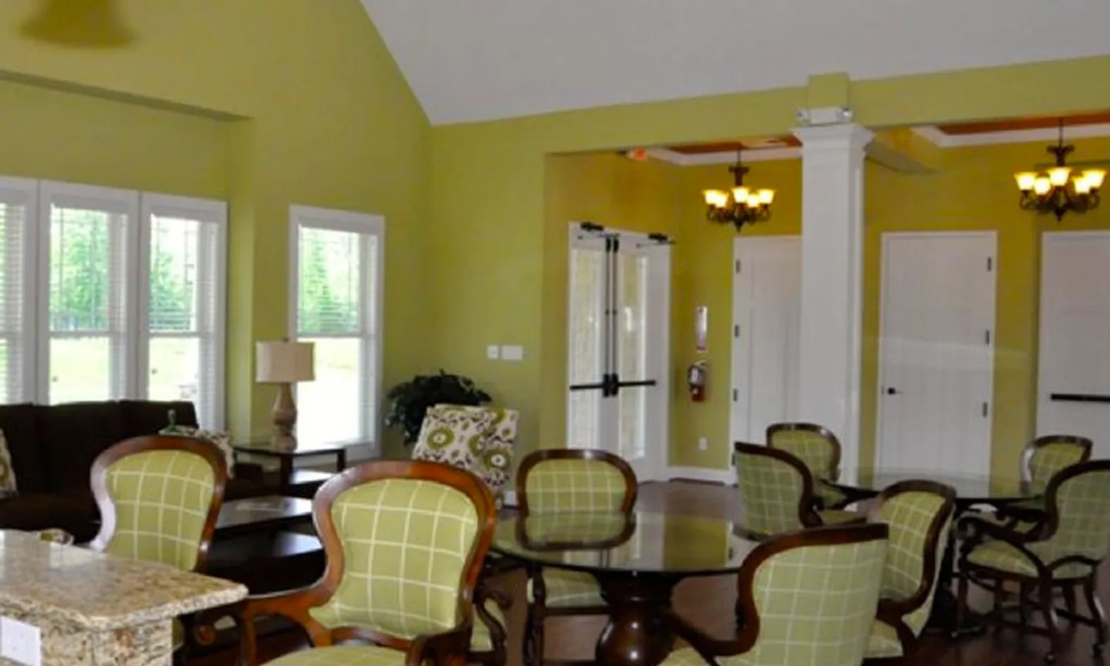 The Pointe Club