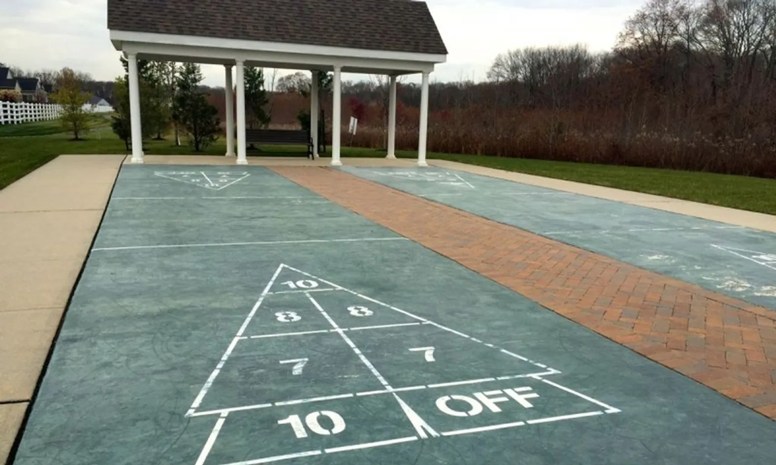 2 Shuffleboard Courts
