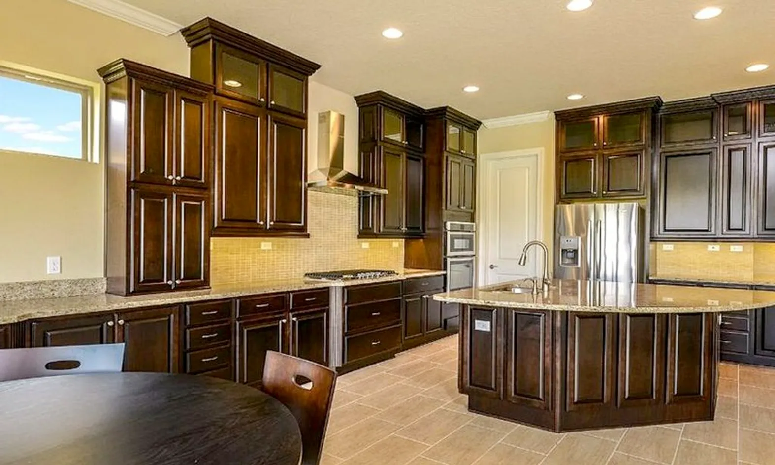 Gourmet Kitchens