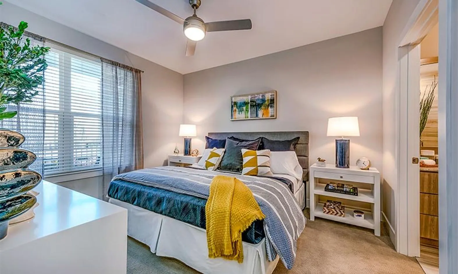 Model Guest Bedroom
