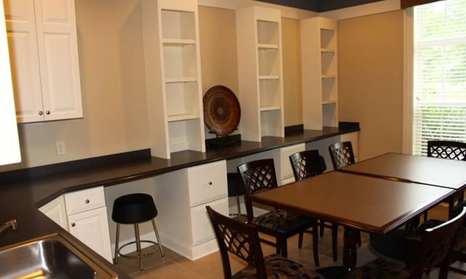 Arts & Crafts Studio
