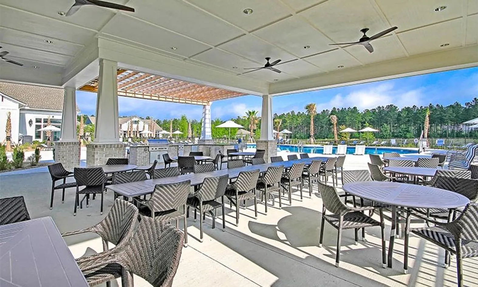 Outdoor Dining Area