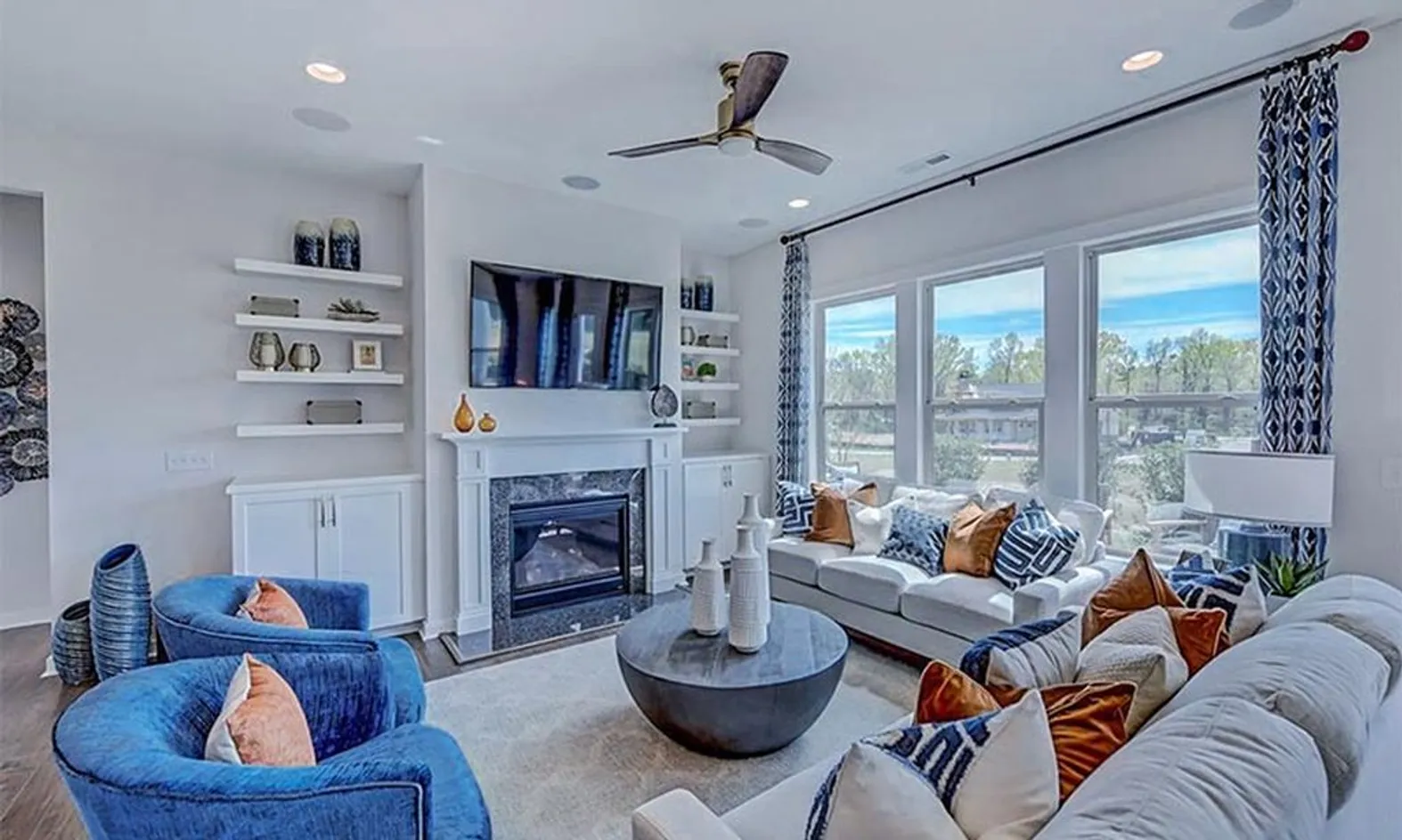 Model Living Room