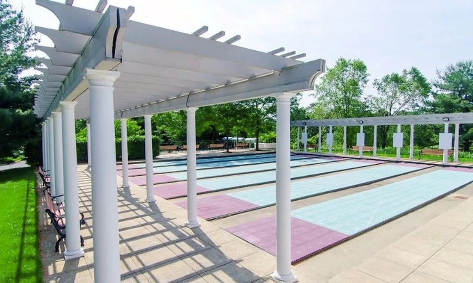 6 Shuffleboard Courts