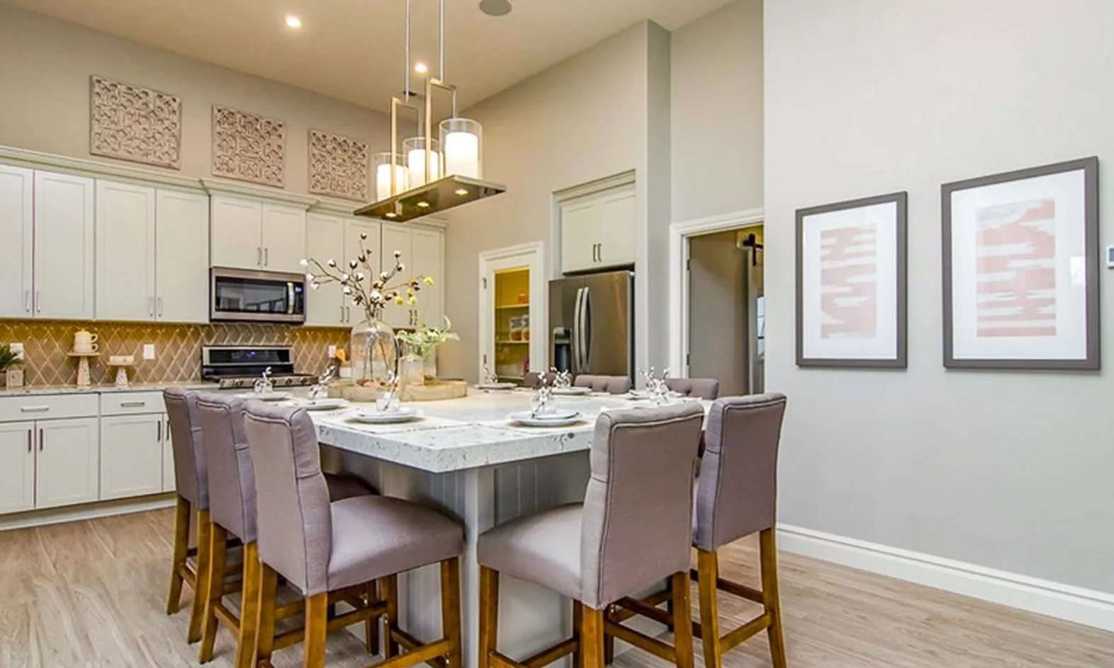 Topaz Dining