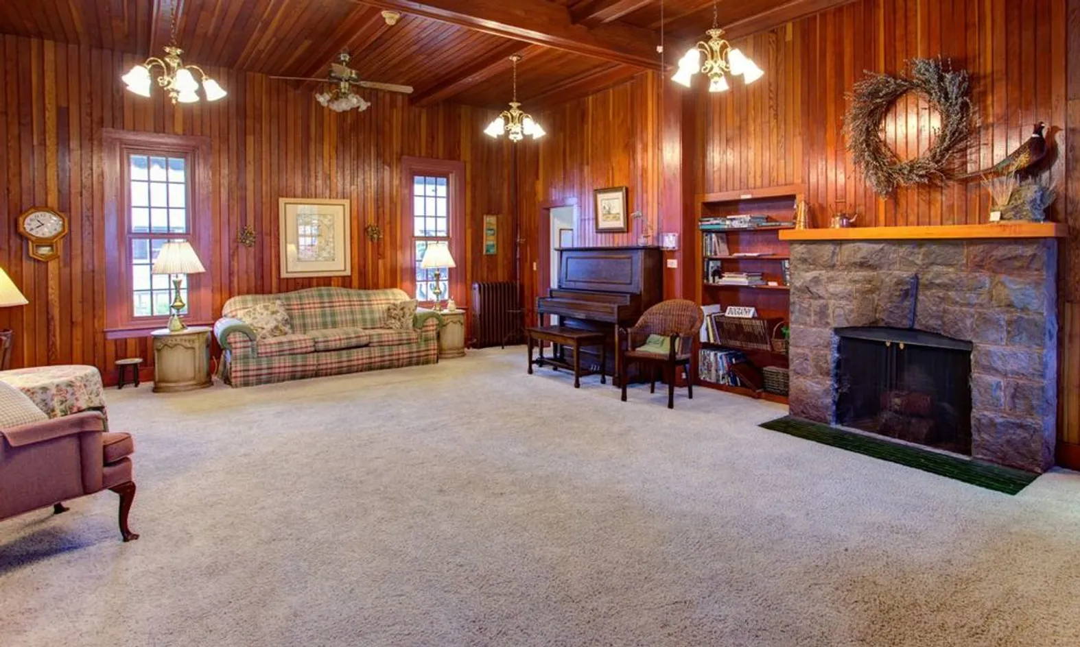 Clubhouse Lobby