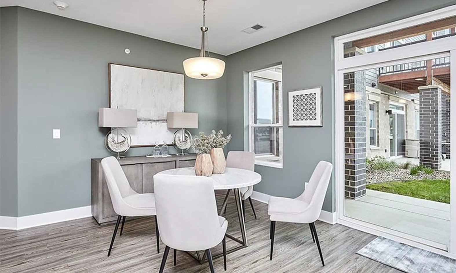 Sedona Model Dining Area