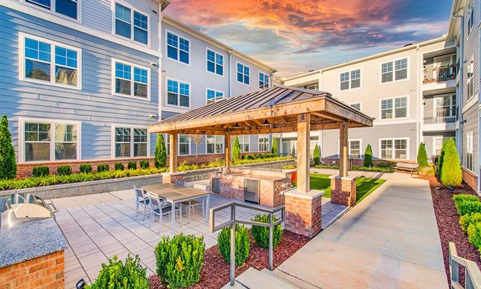 Outdoor Bar