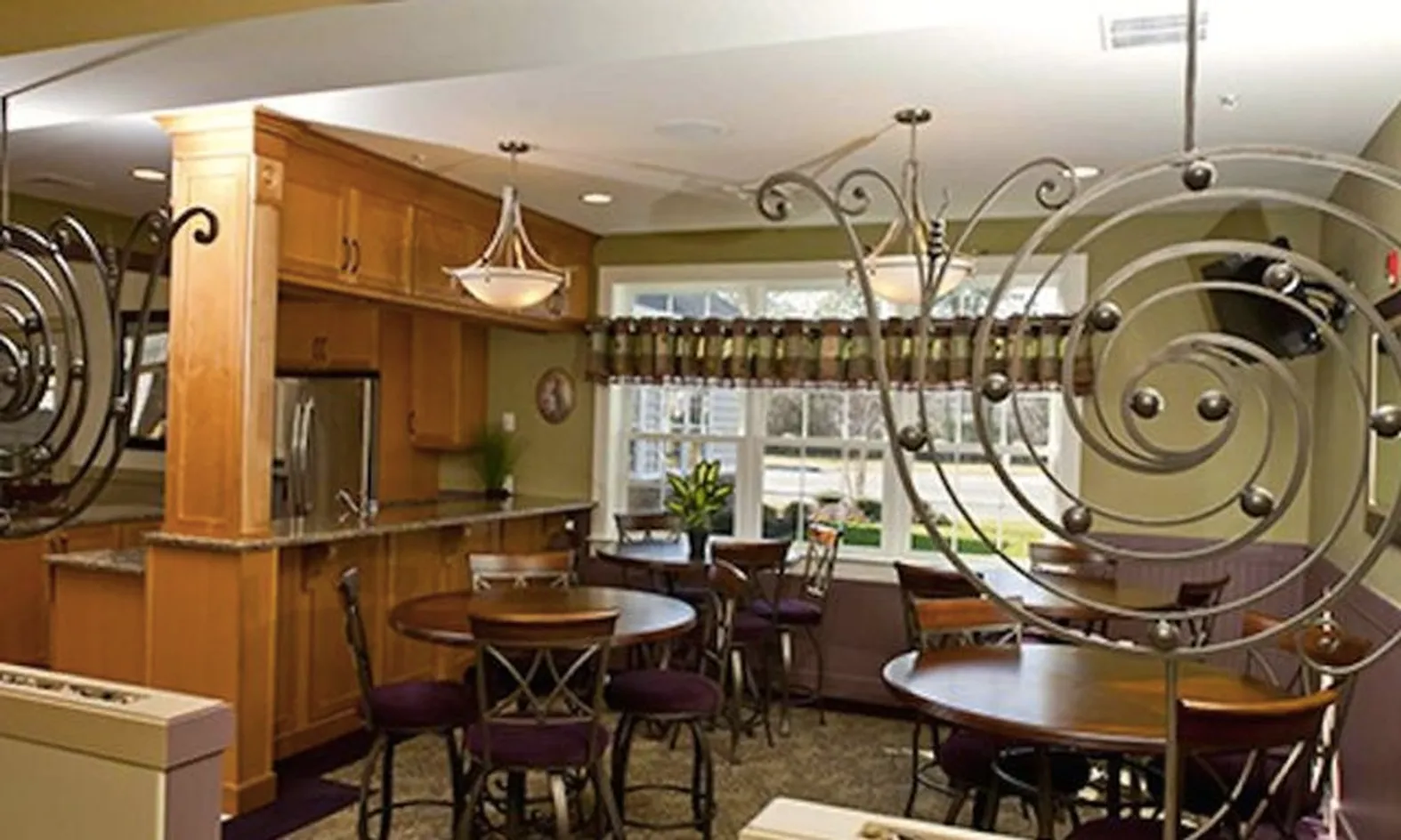 Pub Area & Bar