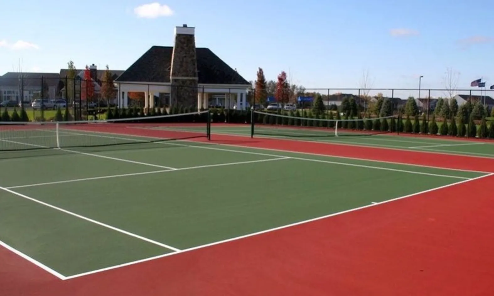 2 Tennis Courts