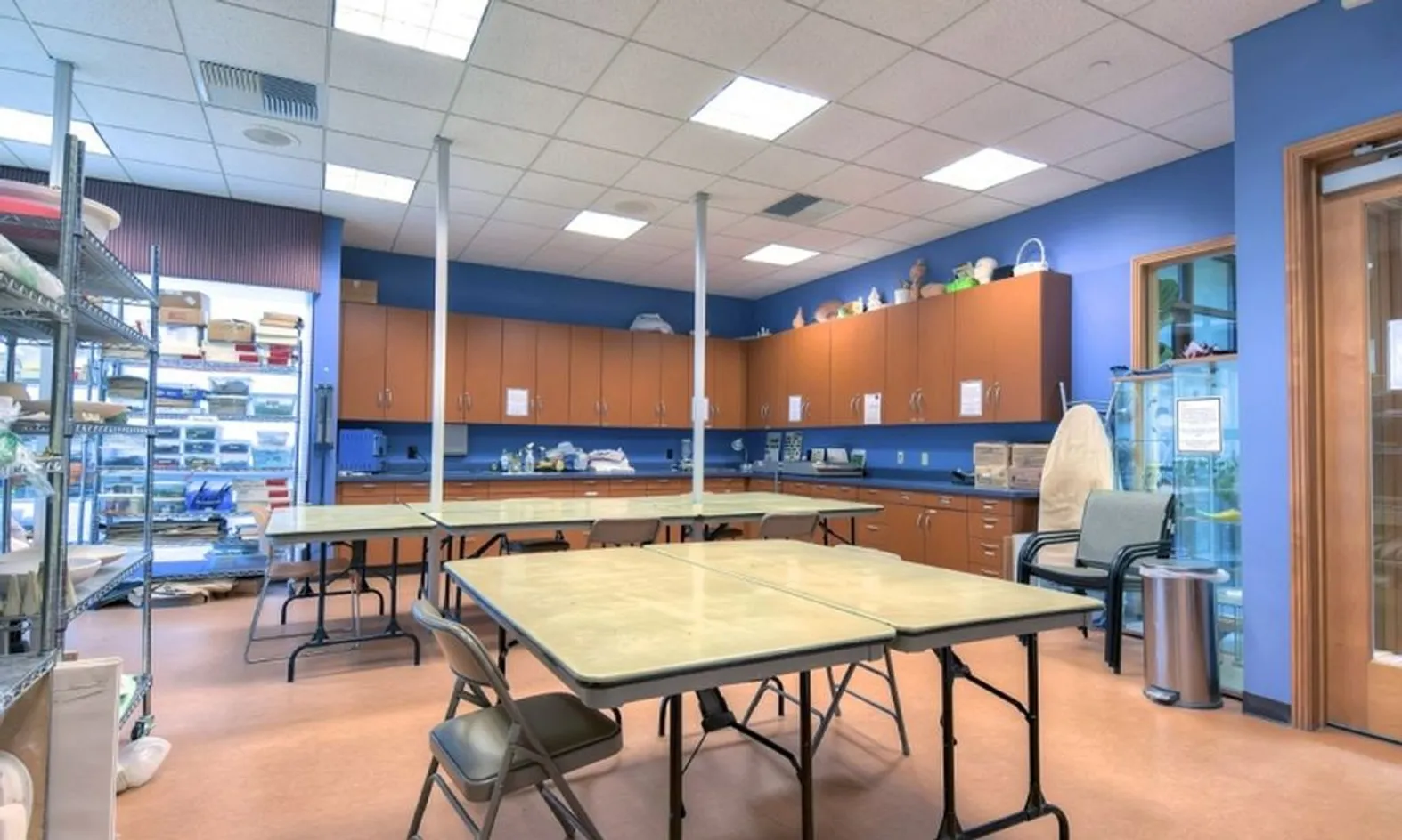 Arts & Crafts Studio
