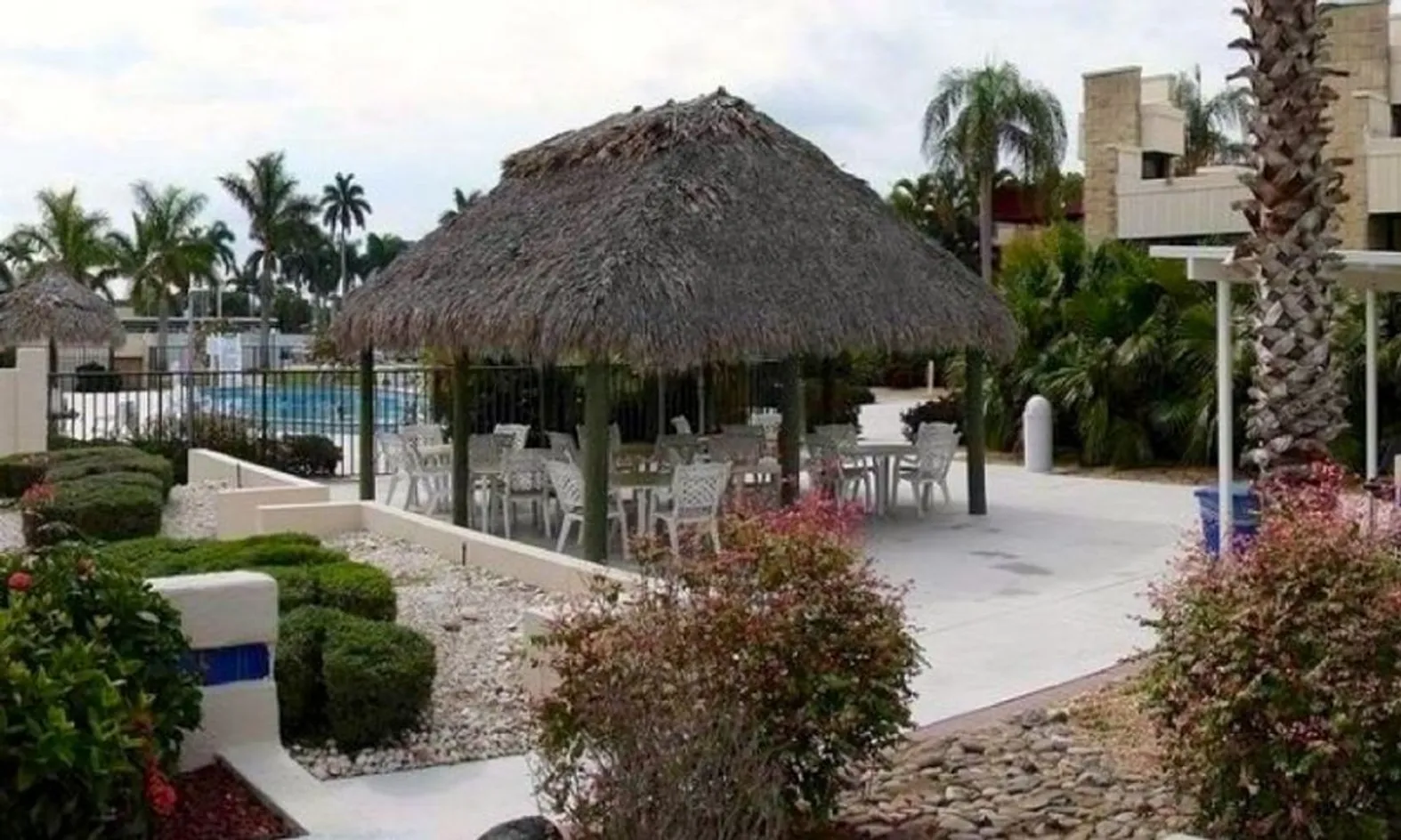 Tiki Bar