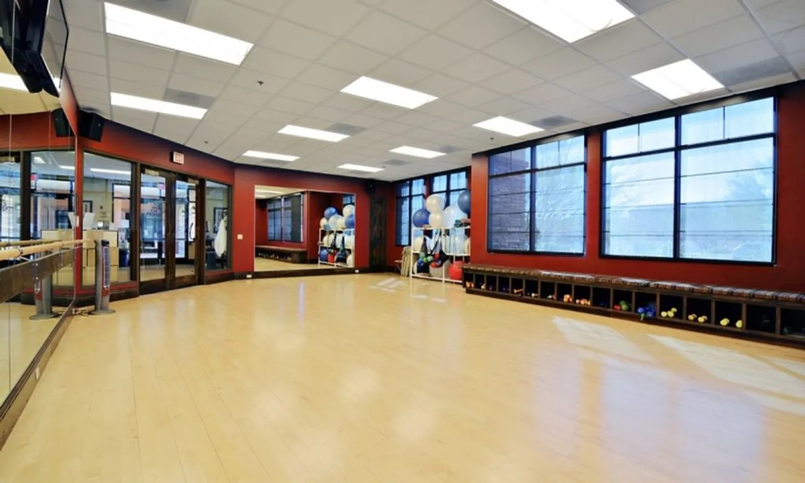 Aerobics & Dance Studio
