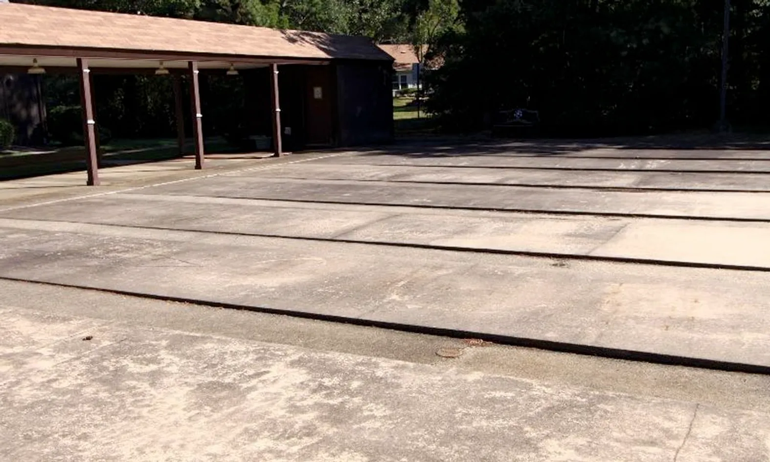 9 Shuffleboard Courts