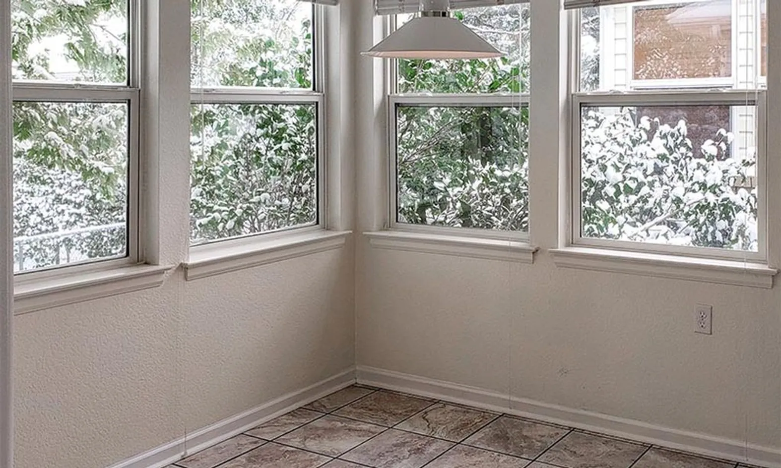 Model Dining Nook