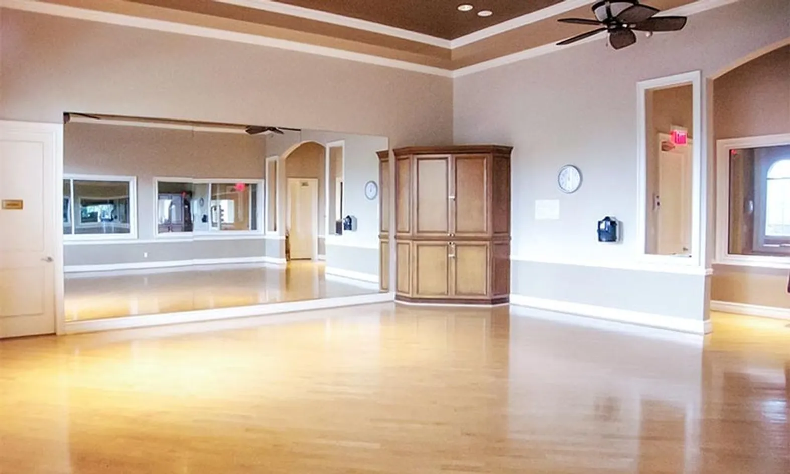Aerobics & Dance Studio