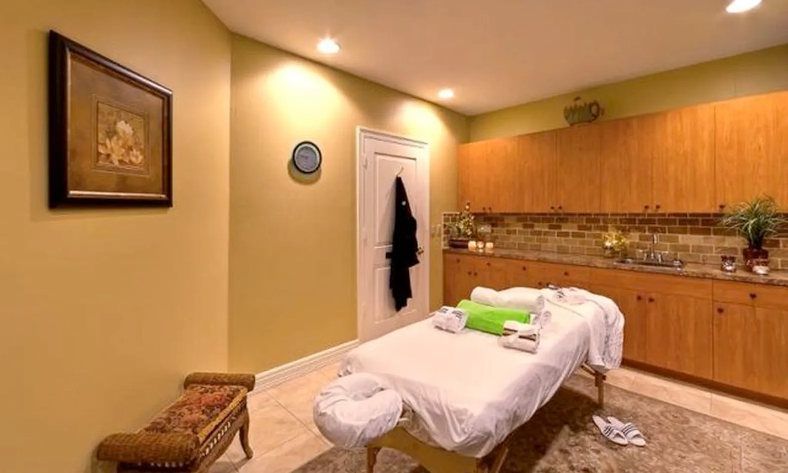 Full-Service Day Spa