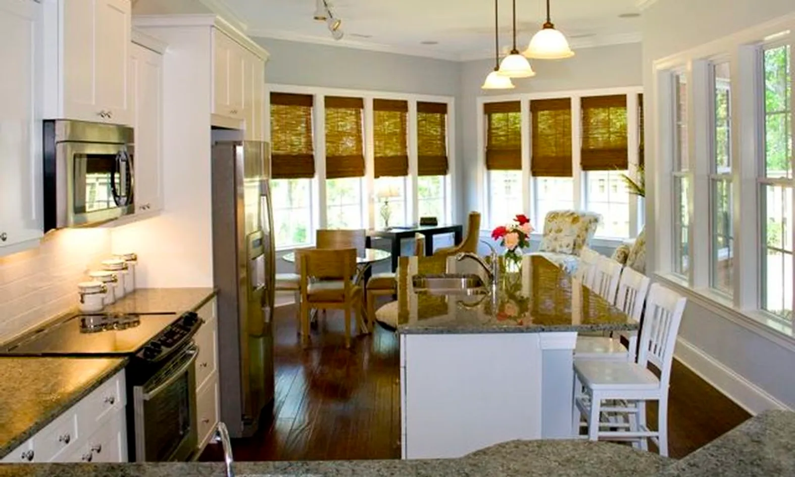 Modern Kitchens with Islands