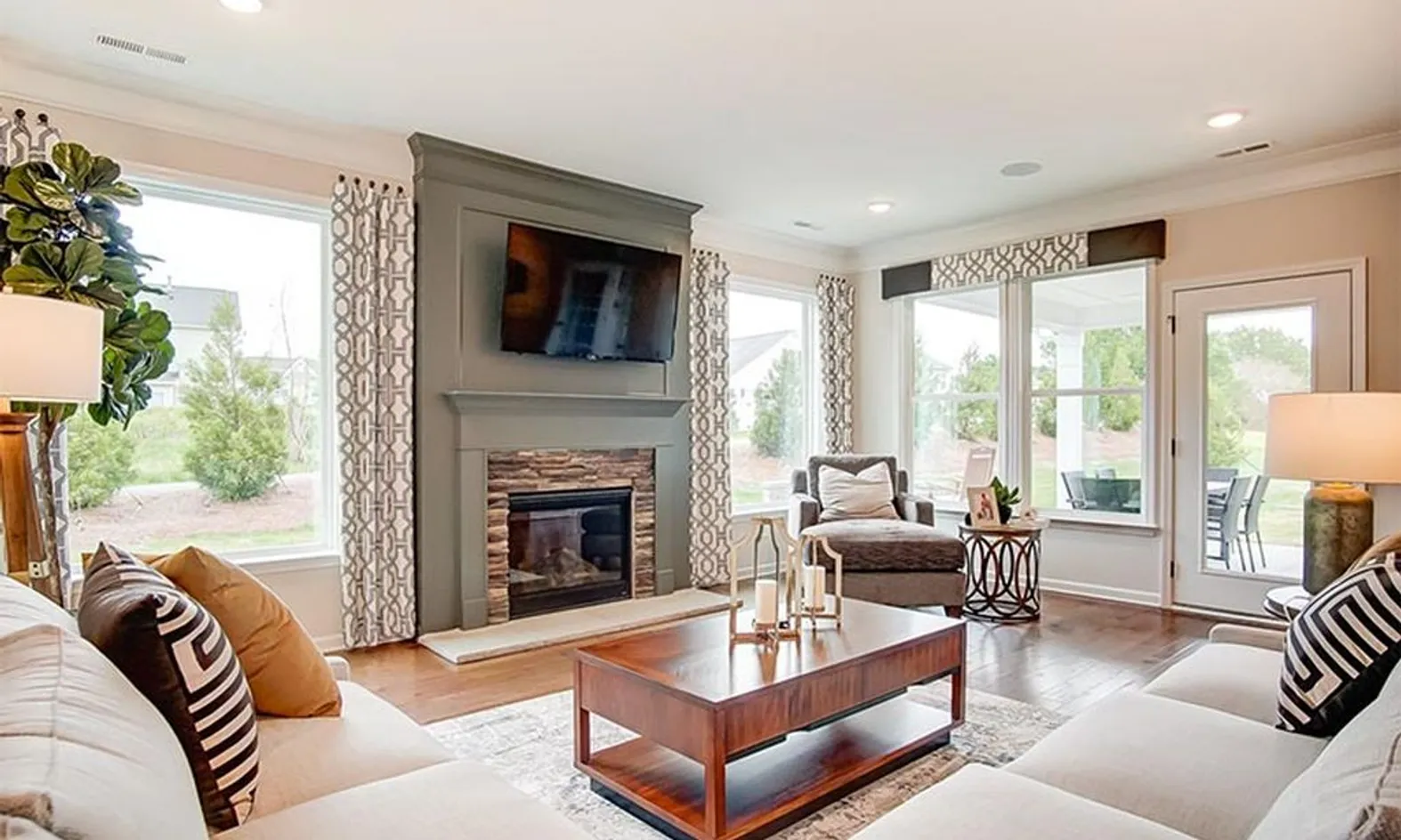 Model Living Room