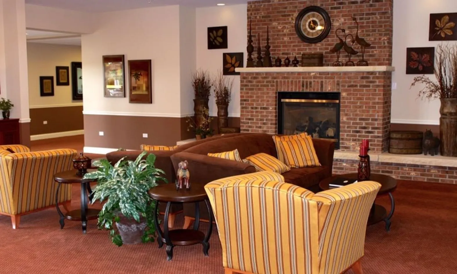 Fireplace Lounge