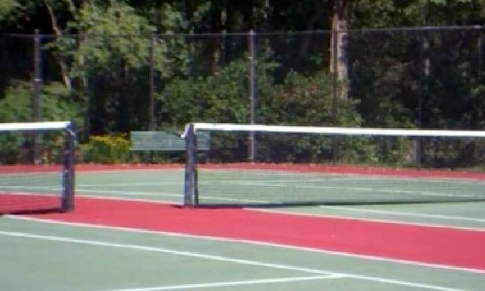2 Tennis Courts