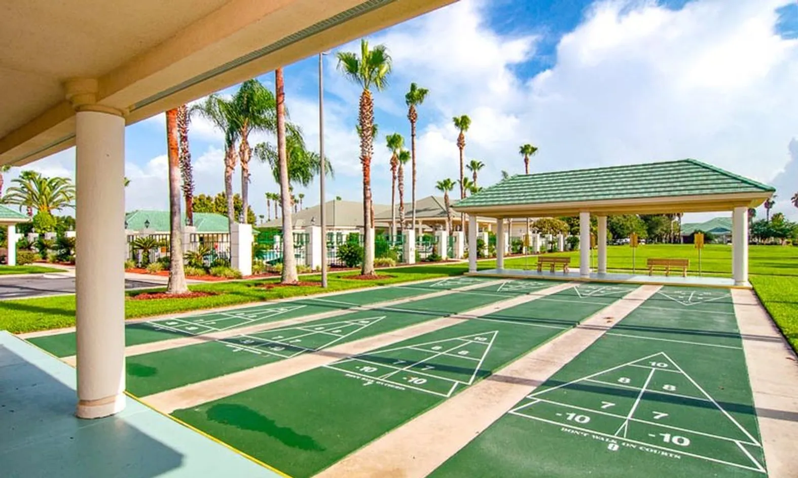 6 Shuffleboard Courts