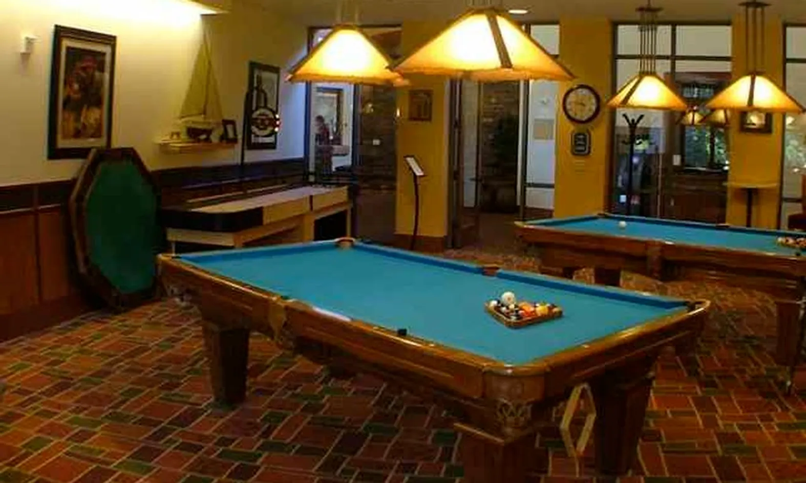 Billiards Den