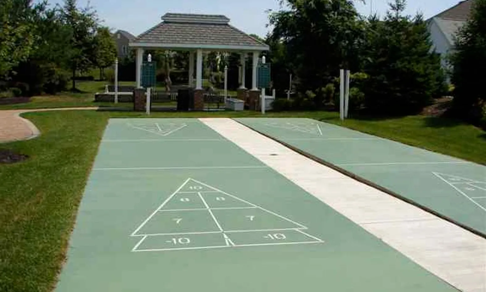 2 Shuffleboard courts