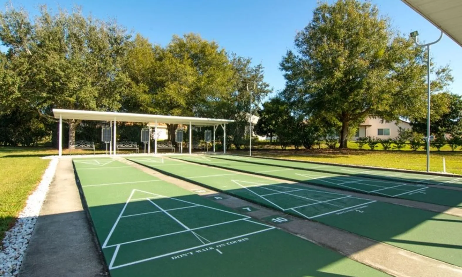 4 Shuffleboard Courts
