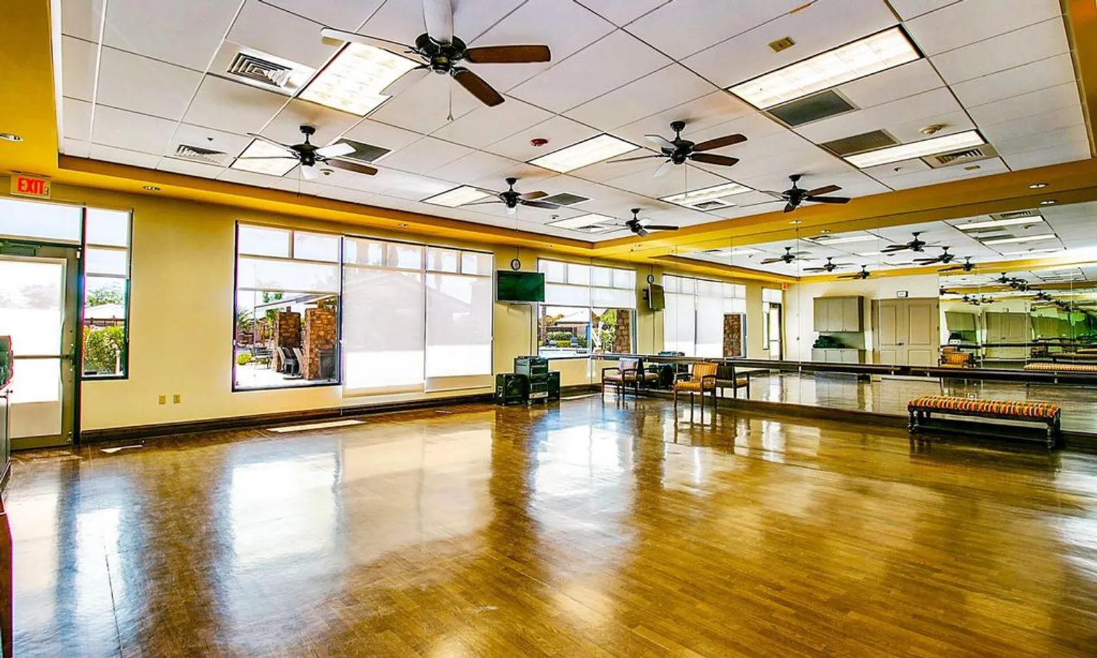 Aerobics & Dance Studio