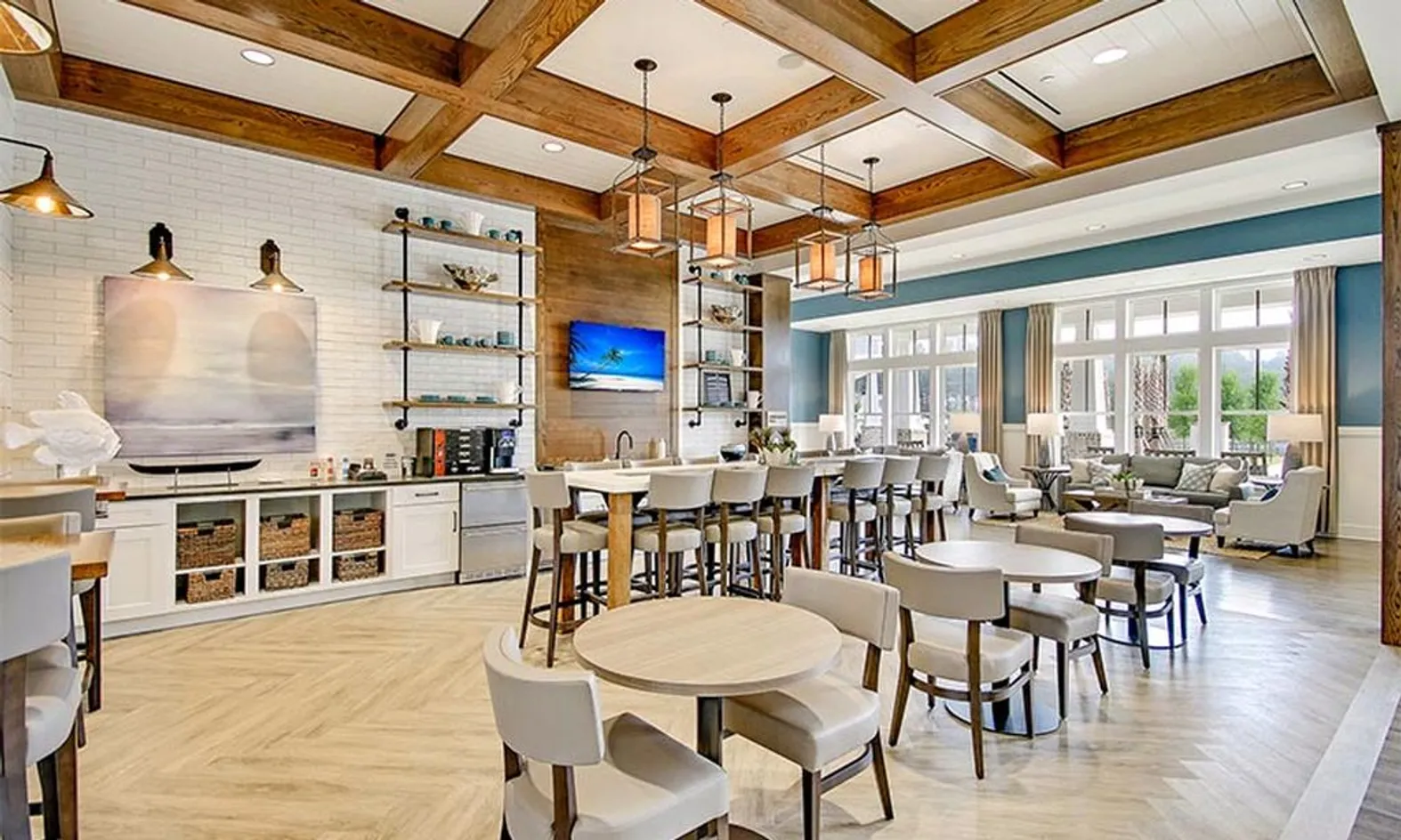 Clubhouse Bar