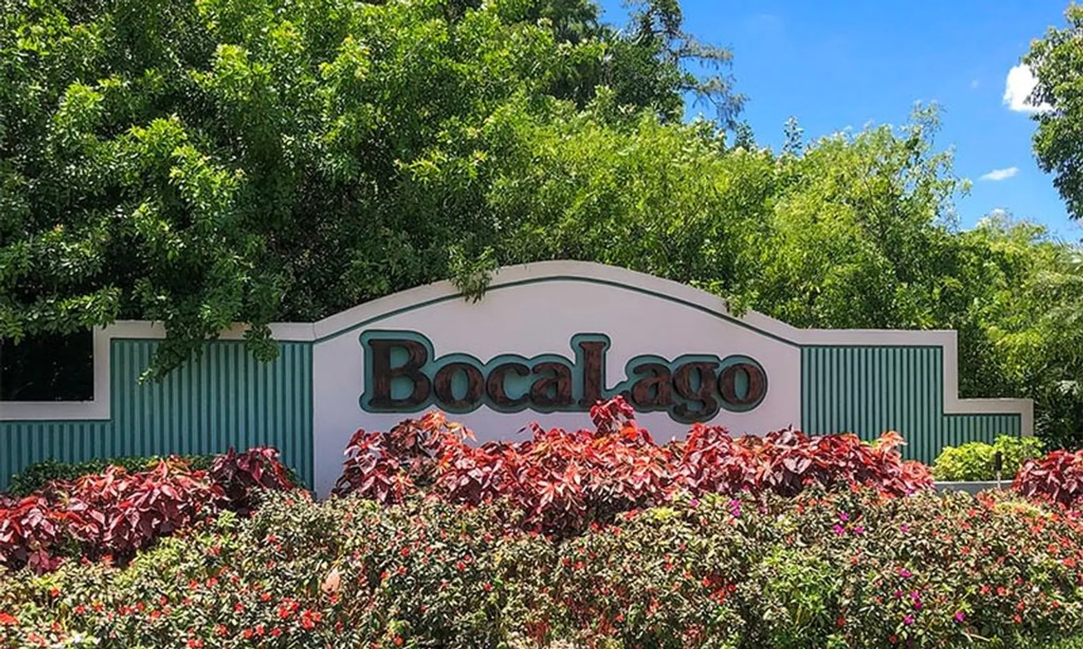 Entrance Sign