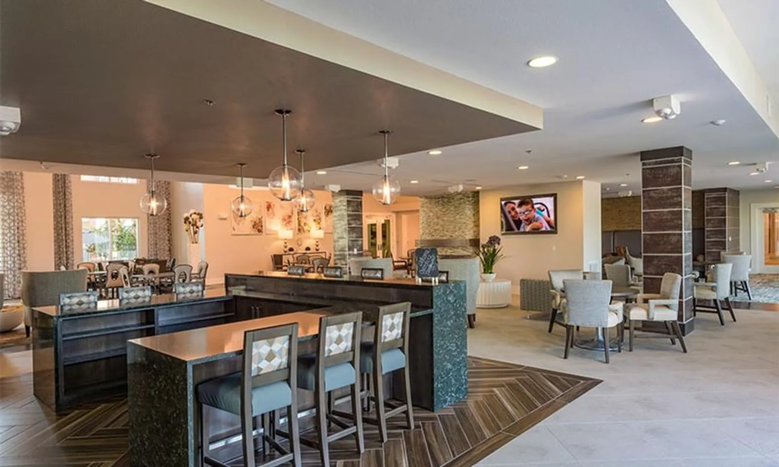 Clubhouse Bar