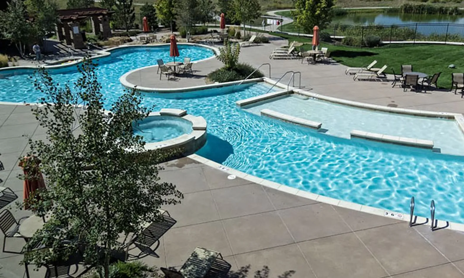 Outdoor Resort-Style Pool
