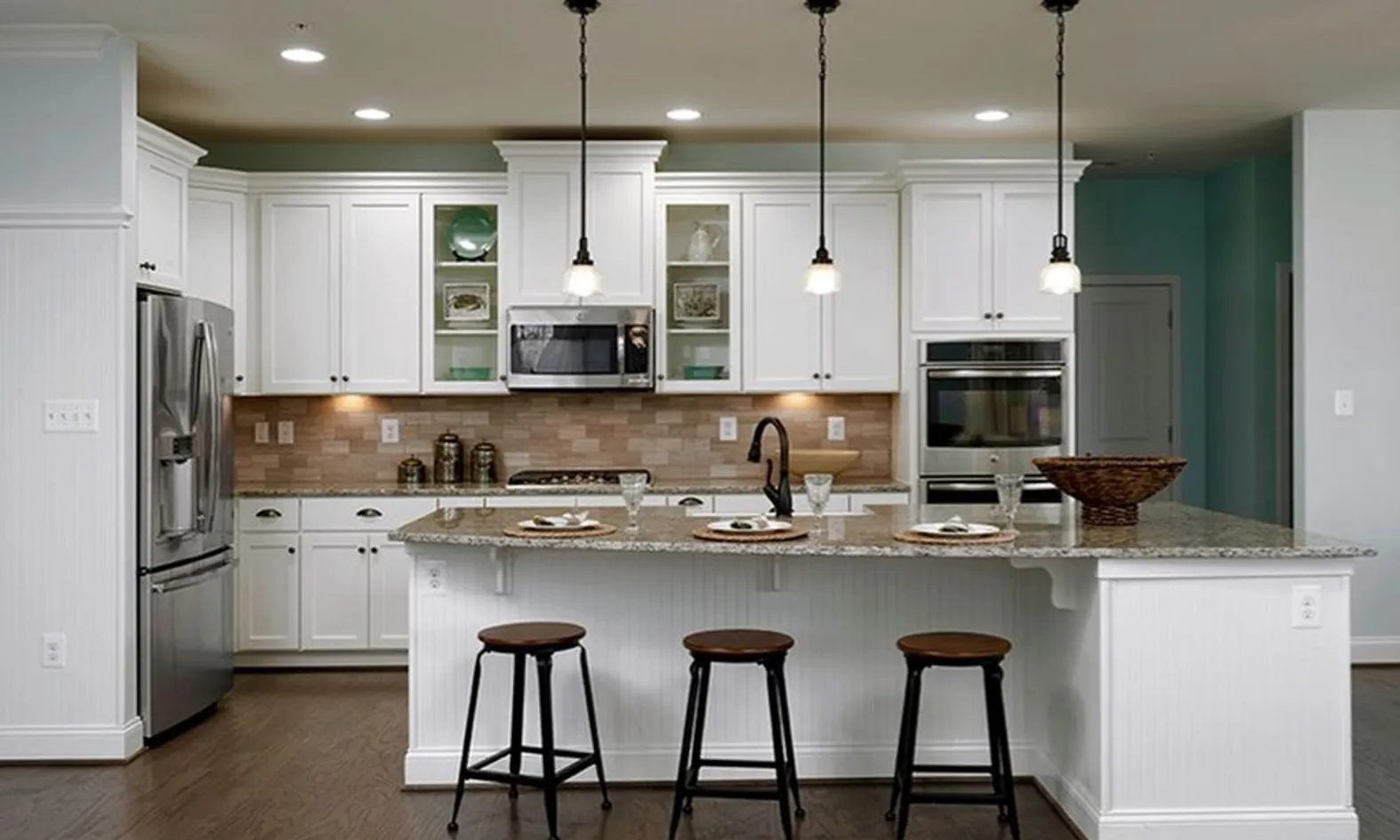 Gourmet Kitchens