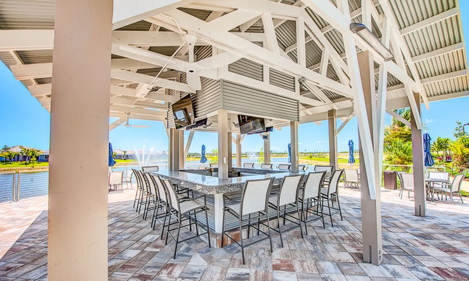 Outdoor Bar