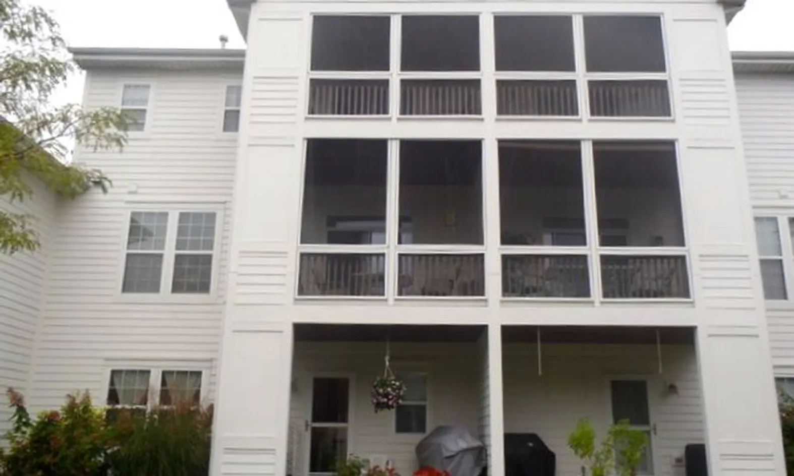 Private Patios & Balconies