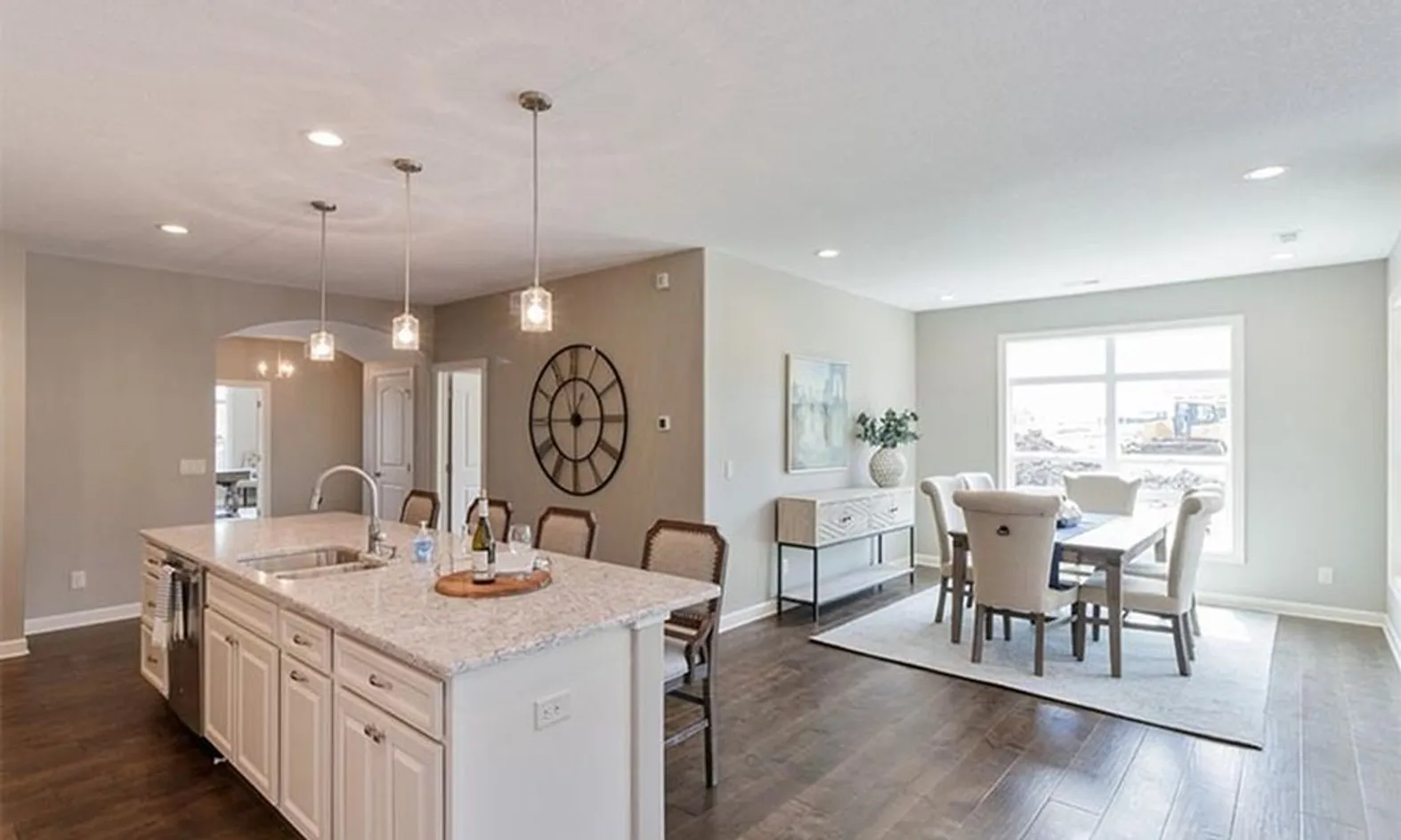 Model Dining Area