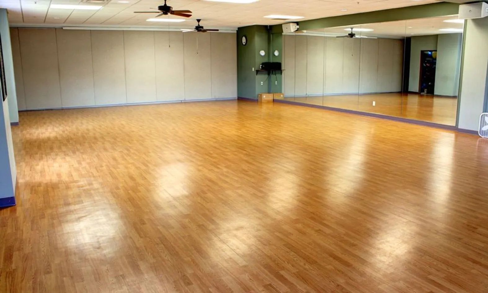 2 Aerobics & Dance Studios