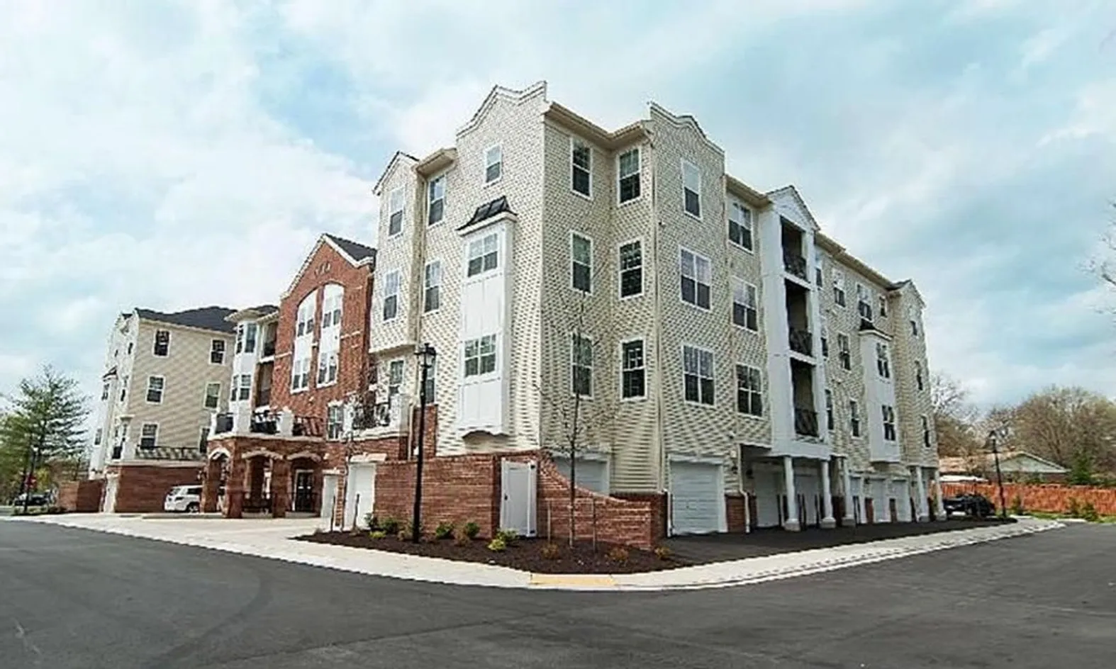 Mid-Rise Condos