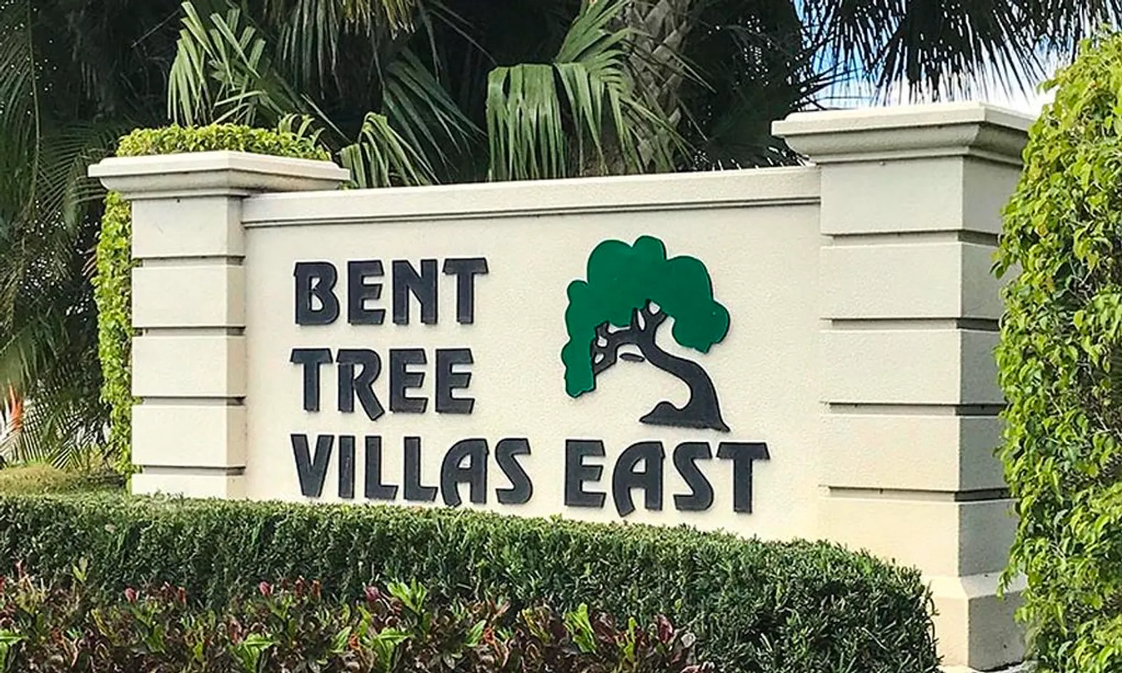 Entrance Sign