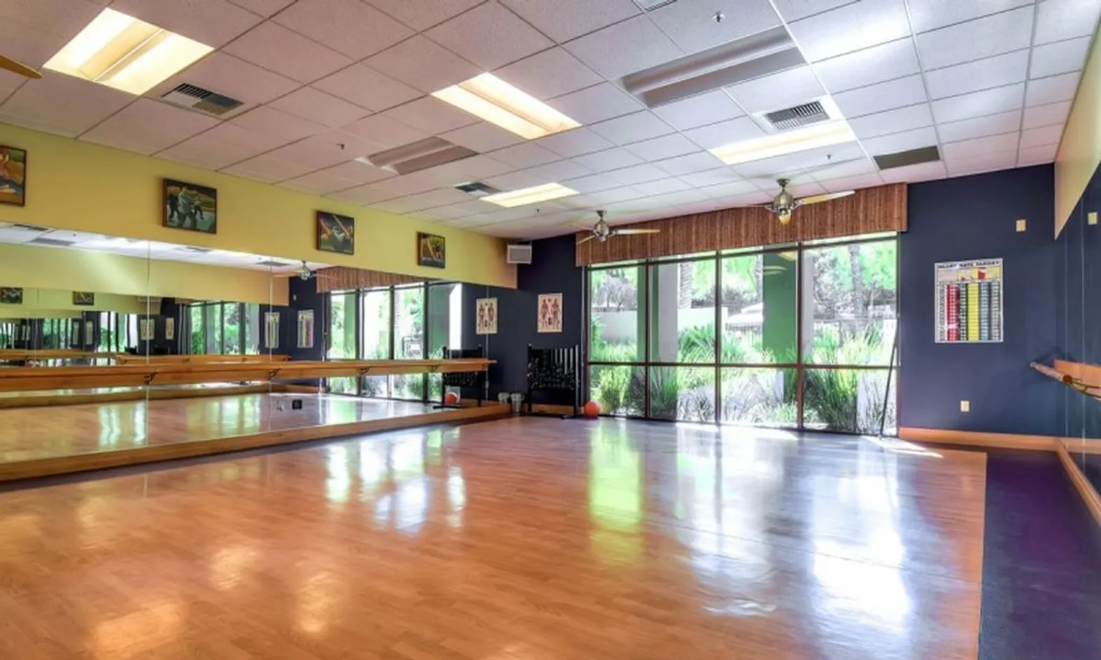 Aerobics & Dance Studio