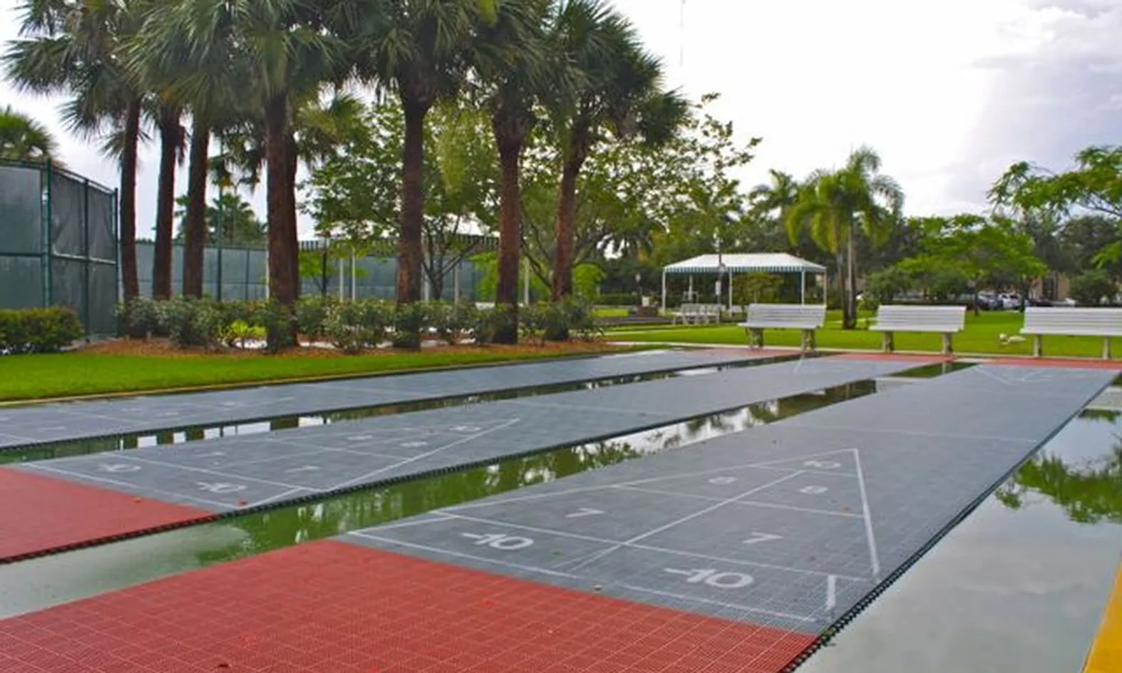 3 Shuffleboard Courts