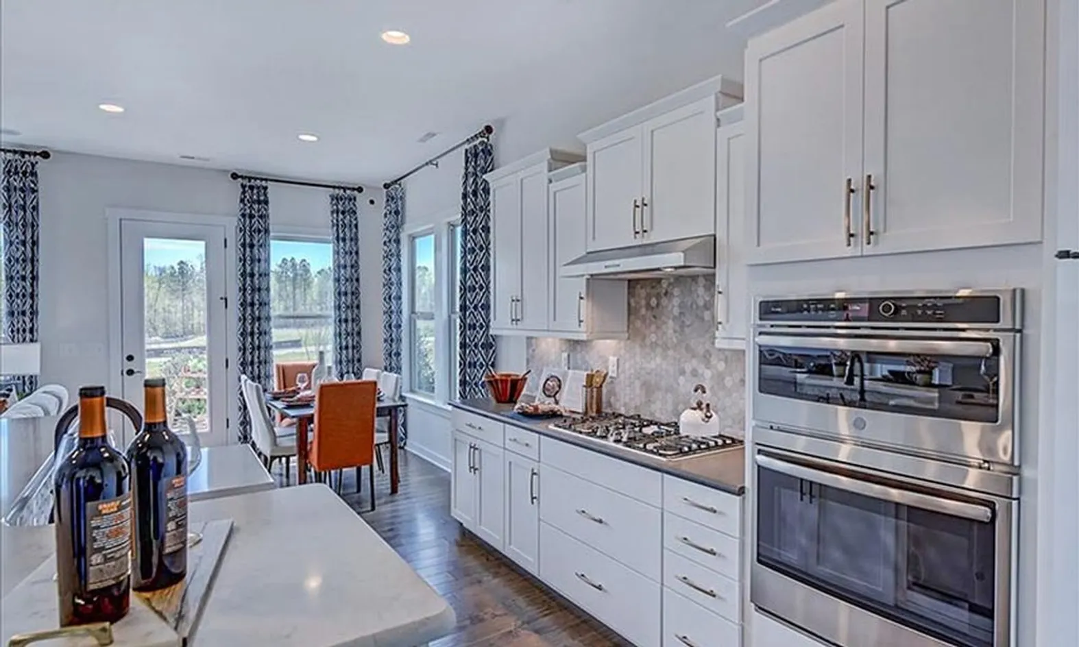Model Kitchen