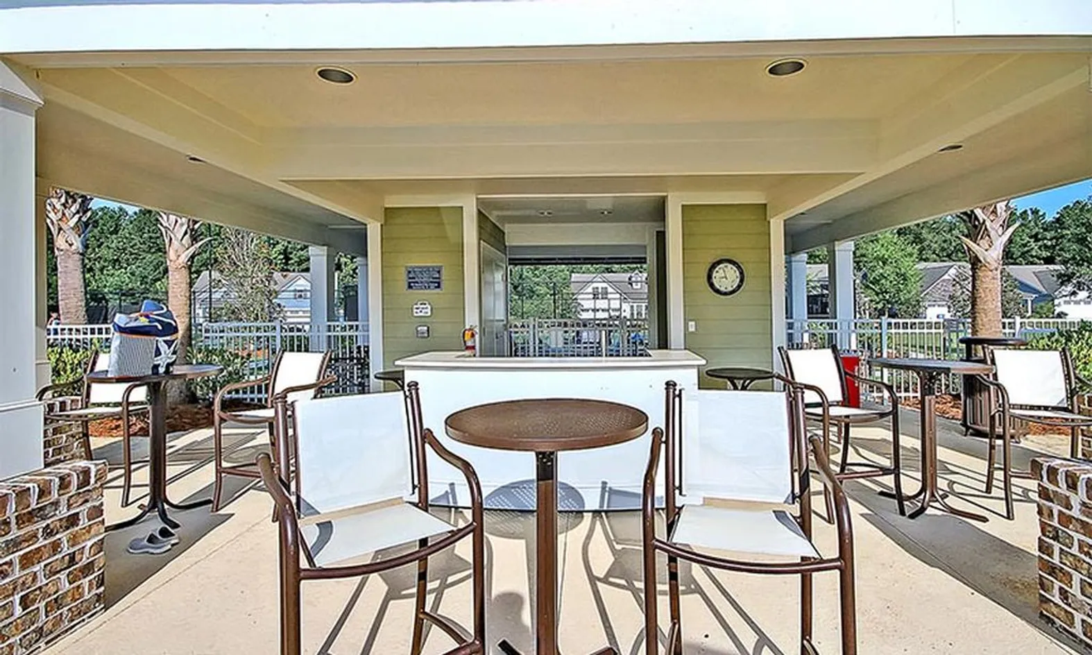 Outdoor Bar